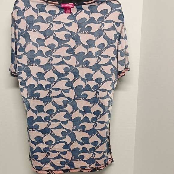 Elegant Women's Short Sleeve Top in Pink and Blue - Picture 8 of 14